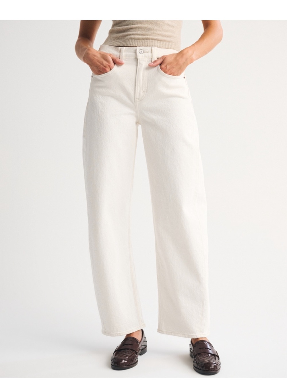 Abercrombie & Fitch High-Rise Barrel Jeans Ecru 25